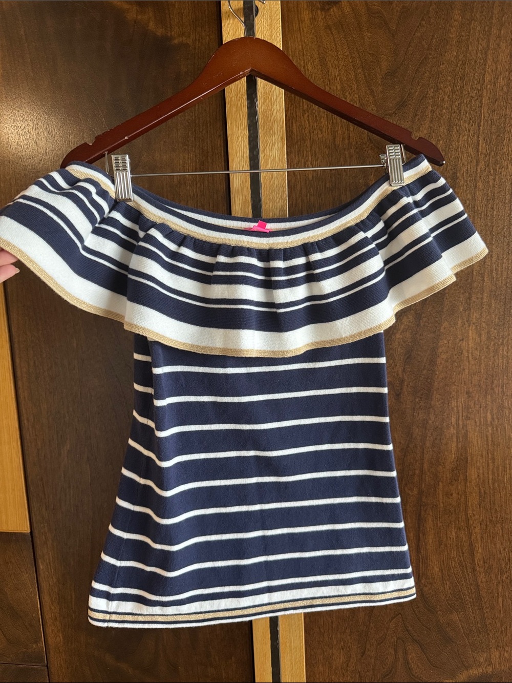 Lilly Pulitzer Navy & White Off-Shoulder Striped knit top. Never worn. XS
